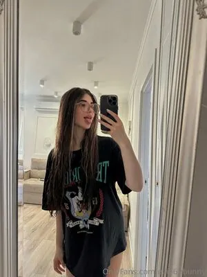 Ellie69bunny