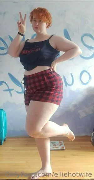 elliehotwife