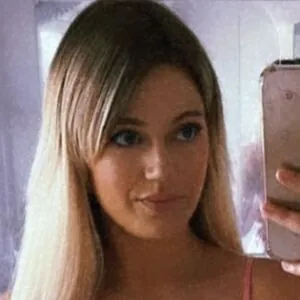 Ellienorman94