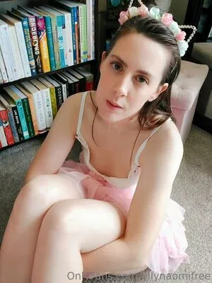 ellynaomifree