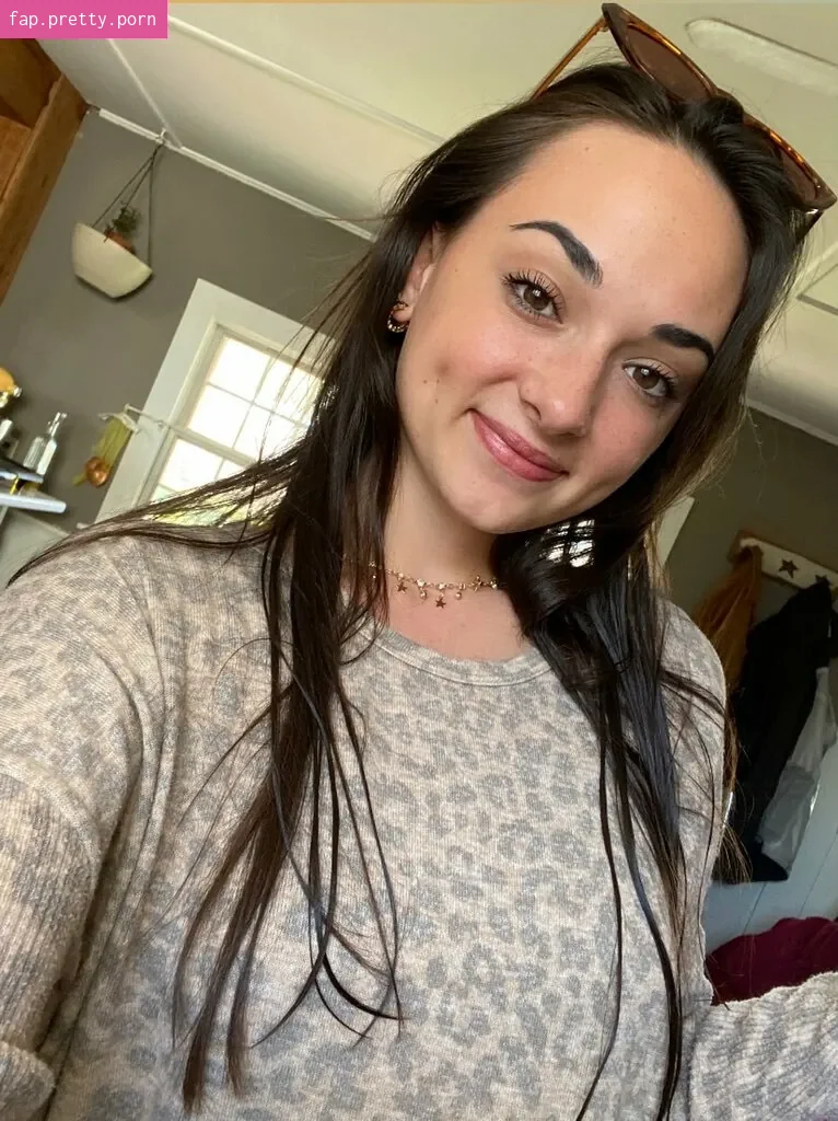 Emma Lilly - Photo #30