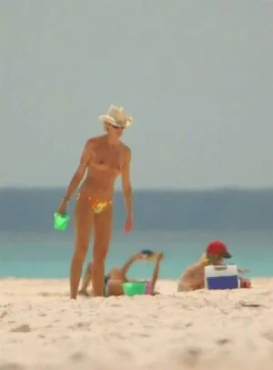 Elle Macpherson