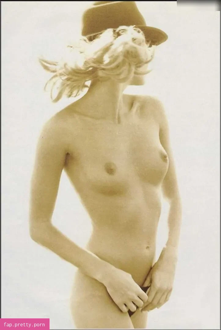 Elle Macpherson - Photo #87