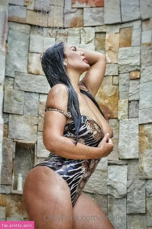 Emillybrowm - Photo #22