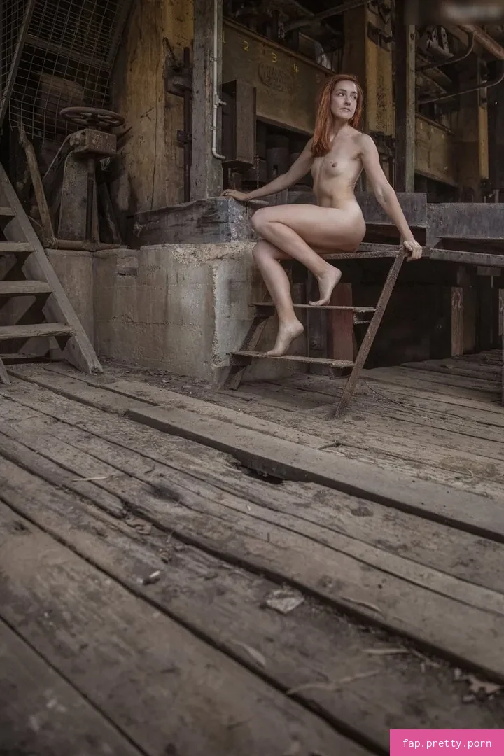 EmilyArtmodel - Photo #06
