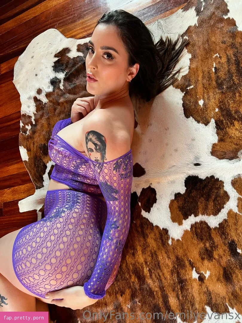 emilyevansx - Photo #65