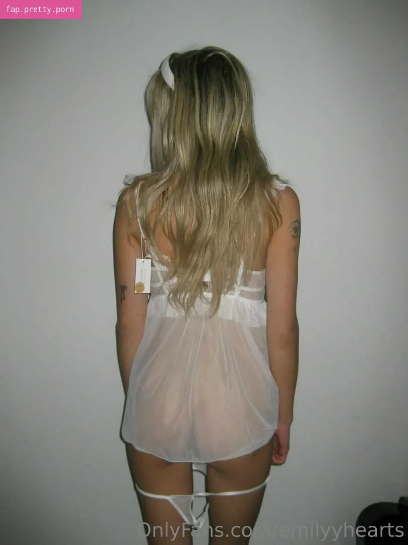 emilyyhearts - Photo #14