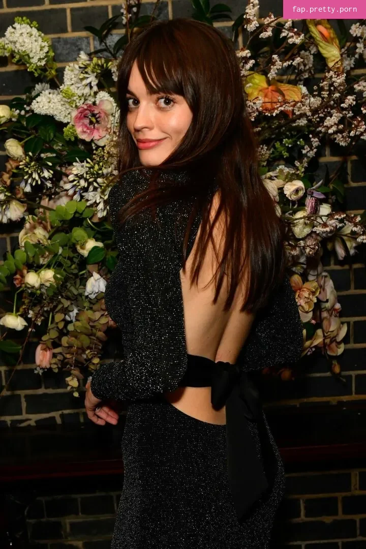 Emma Mackey - Photo #80