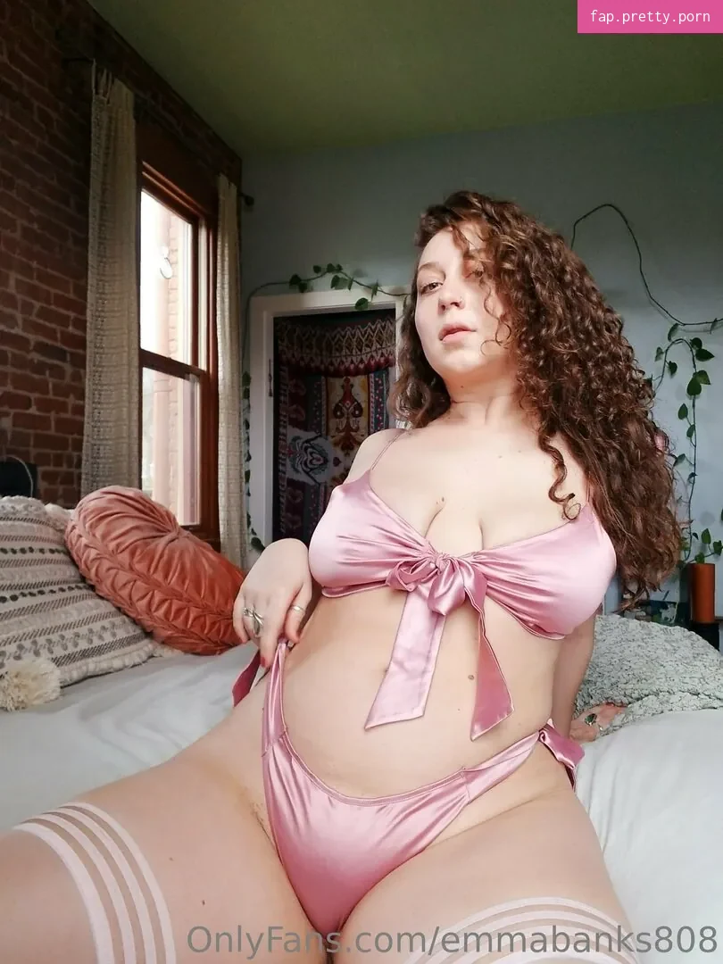 emmabanks808 - Photo #61