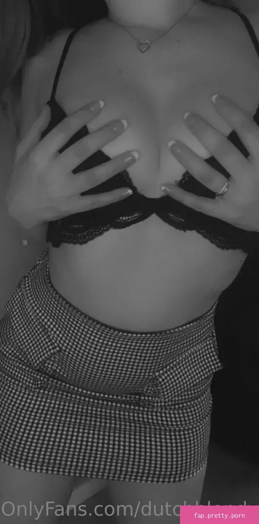 emmablondy - Photo #27