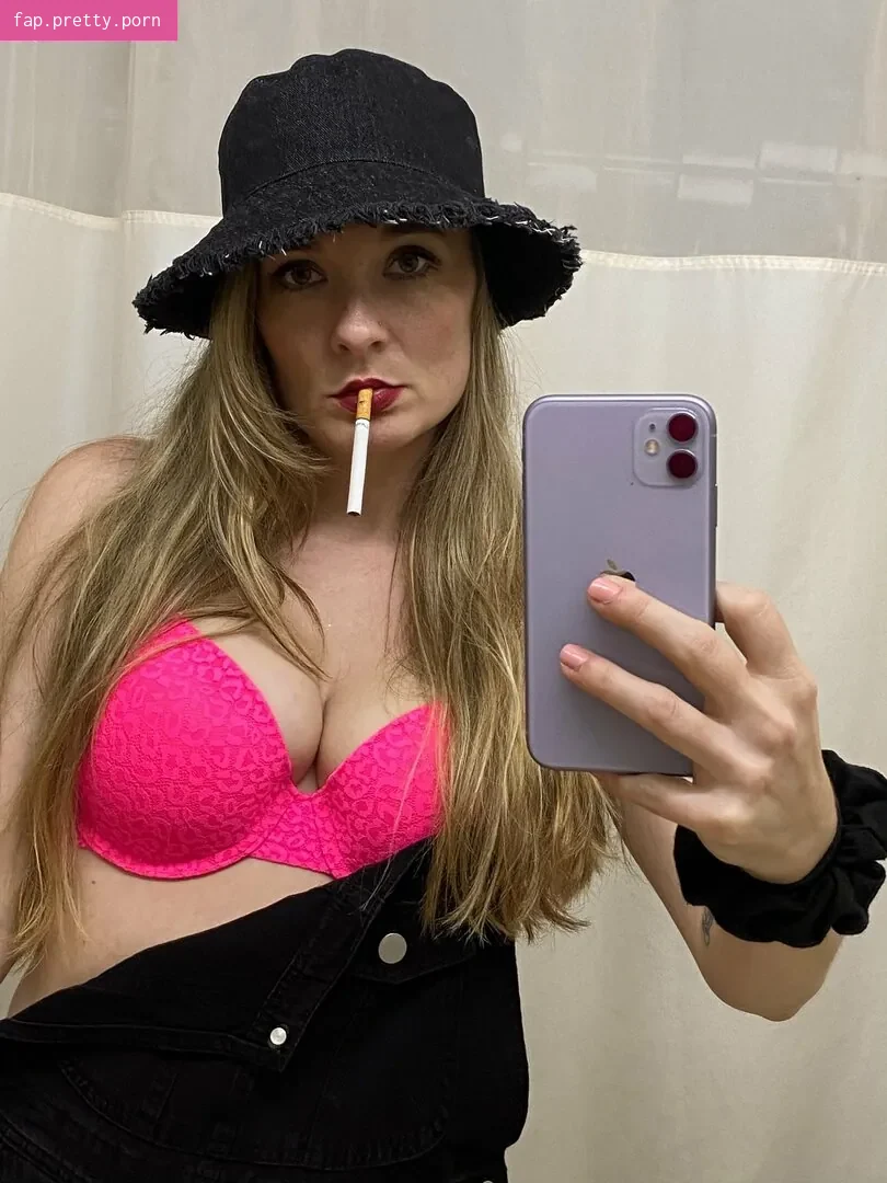 emmacantquit - Photo #60