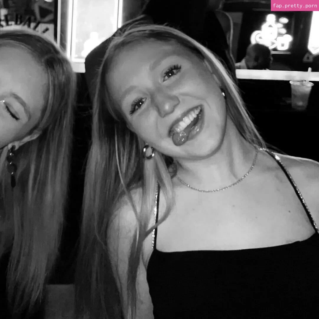 emmamaeeee - Photo #49