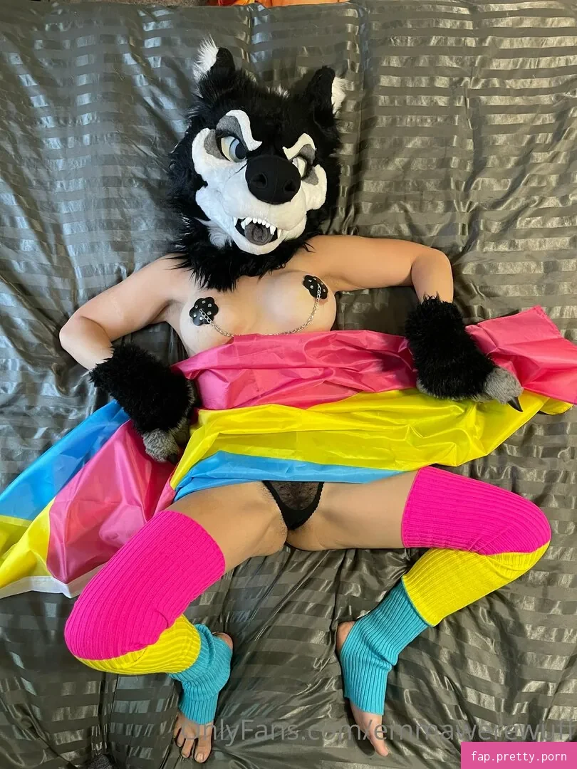 emmawerewuff - Photo #78