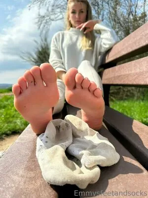 emmyfeetandsocks
