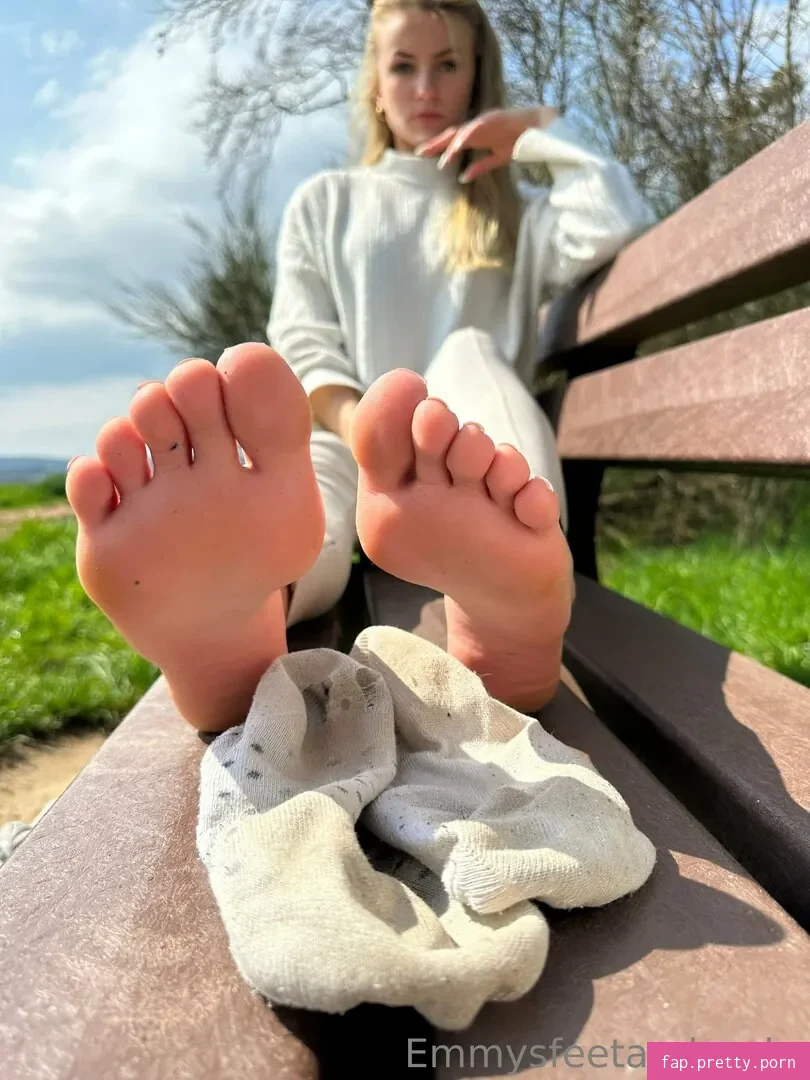 emmyfeetandsocks - Photo #21