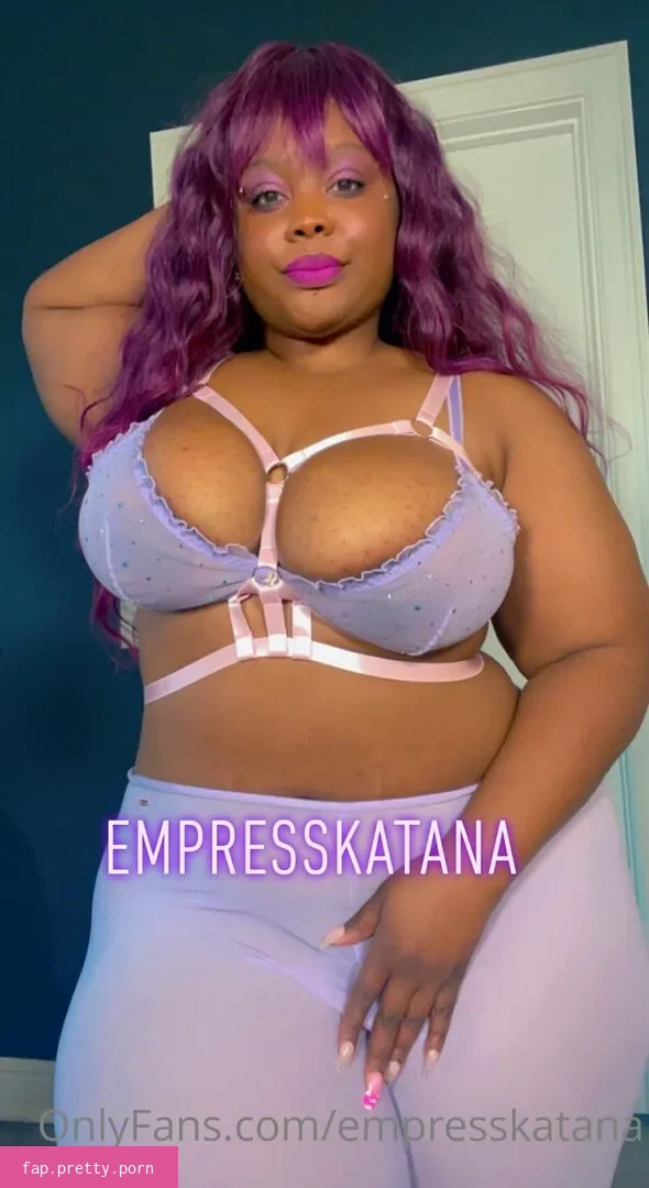 empresskatana - Photo #02