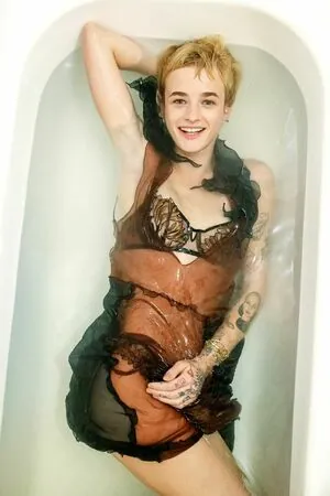 Esther McGregor