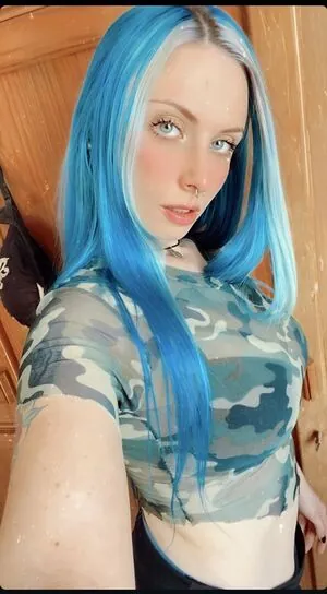 Ellen Natalia