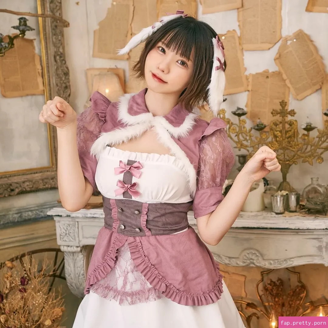 Enako - Photo #02