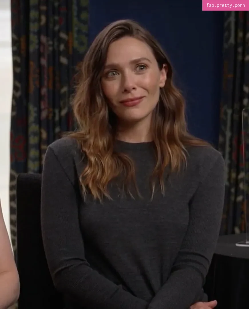 Elizabeth Olsen - Photo #24