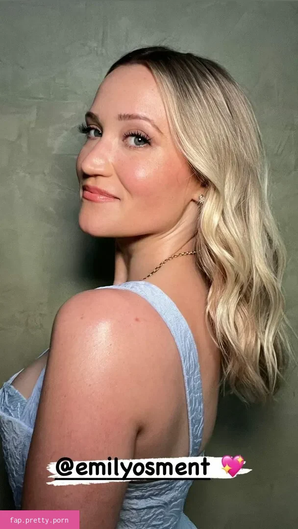 Emily Osment - Photo #09