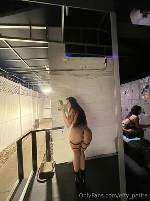 effy_petite