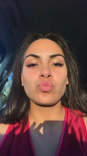 Ella Paleaae