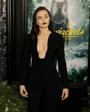 Ella Purnell