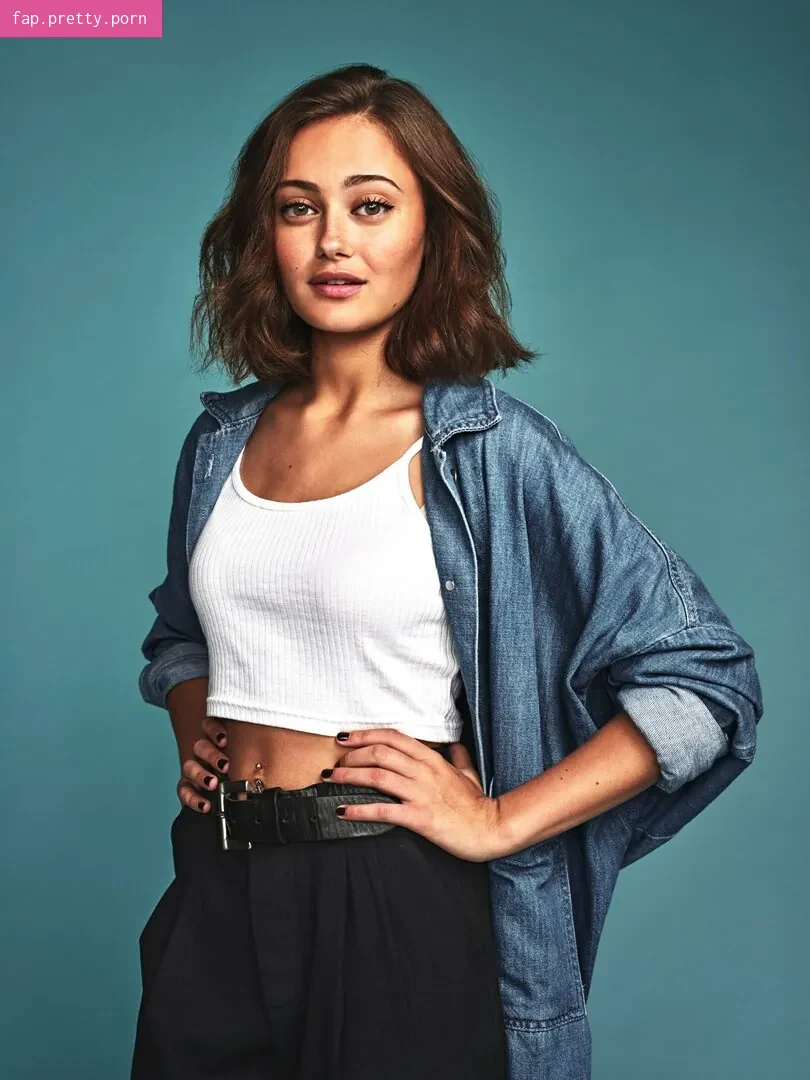 Ella Purnell - Photo #30