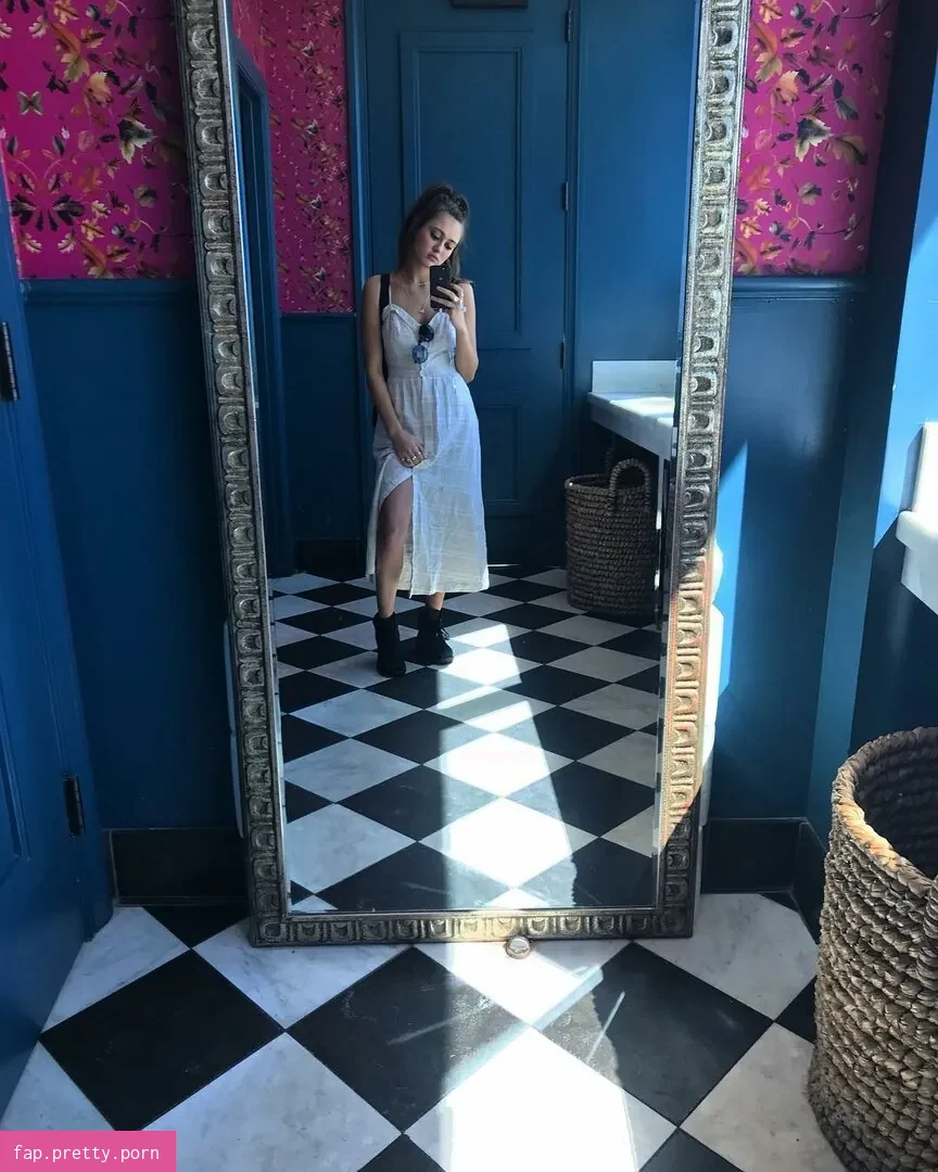 Ella Purnell - Photo #58