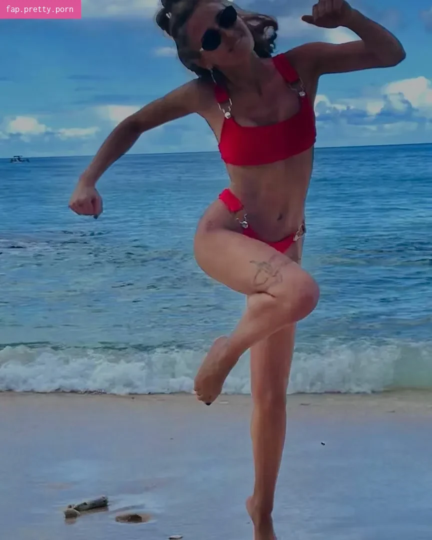 Ella Purnell - Photo #70