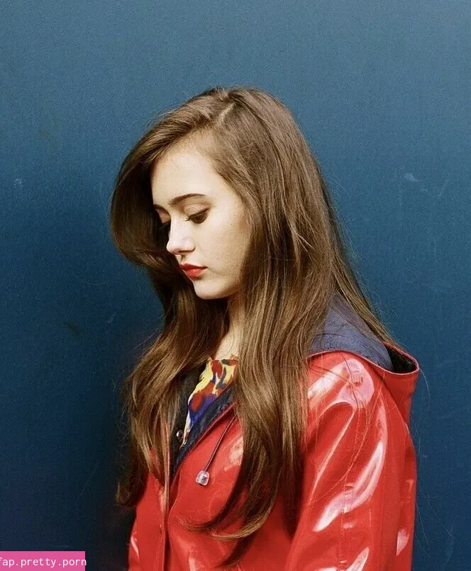 Ella Purnell - Photo #07