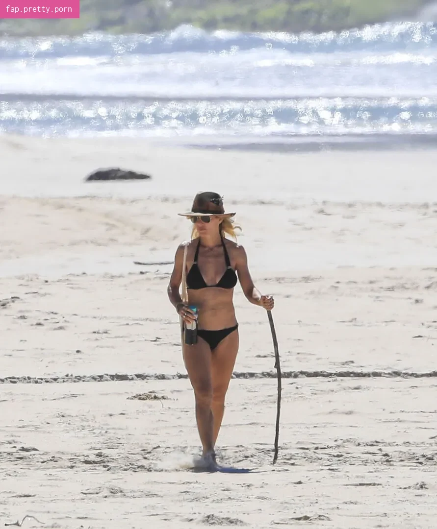 Elsa Pataky - Photo #07