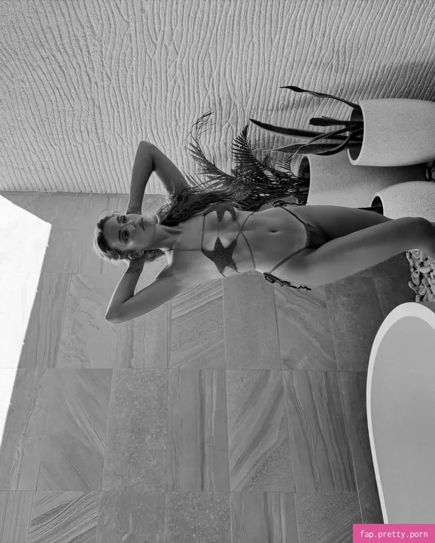 Emily Pallini - Photo #06