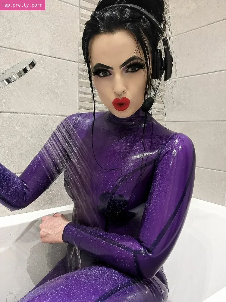 Empress Poison - Photo #21