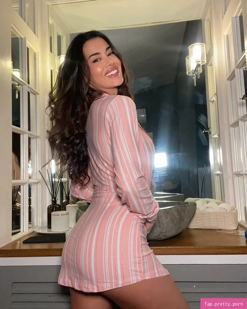 Eva Padlock - Photo #76