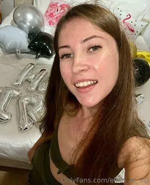 Elina_re_vip
