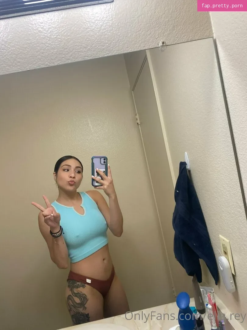 ella.rey - Photo #86