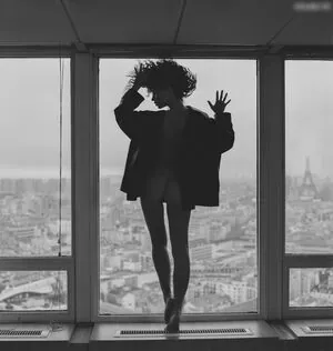Emily Ratajkowski