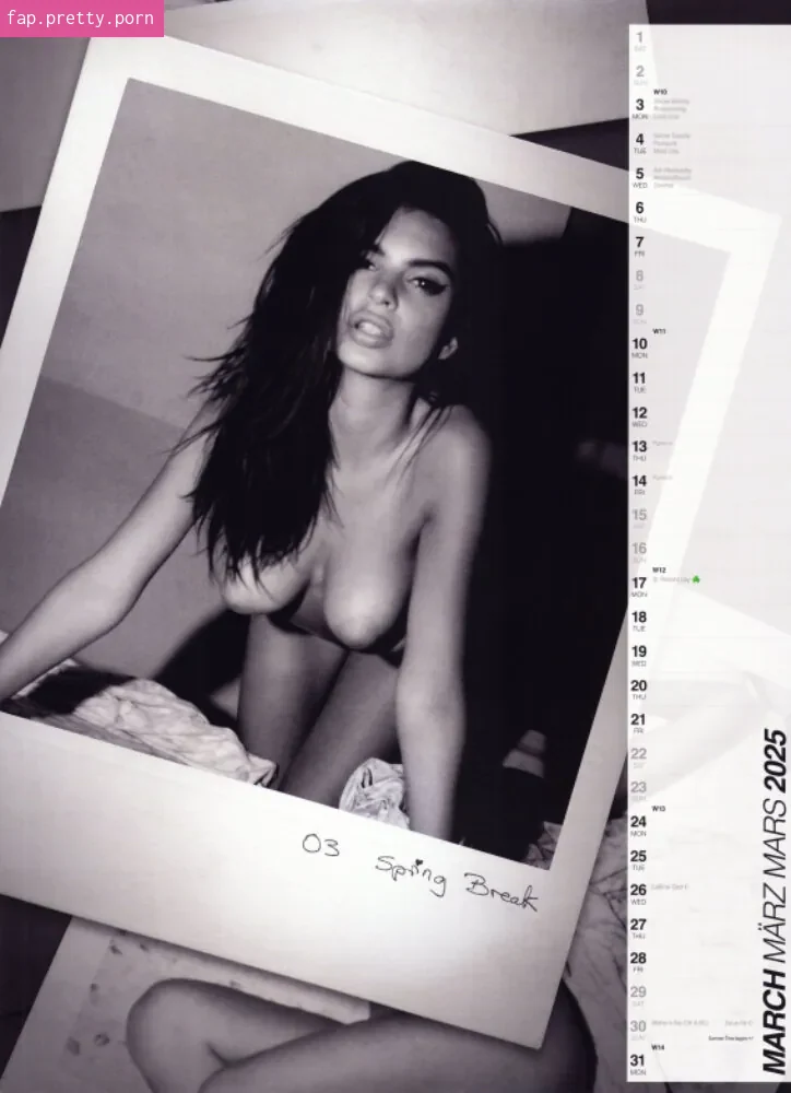 Emily Ratajkowski - Photo #46