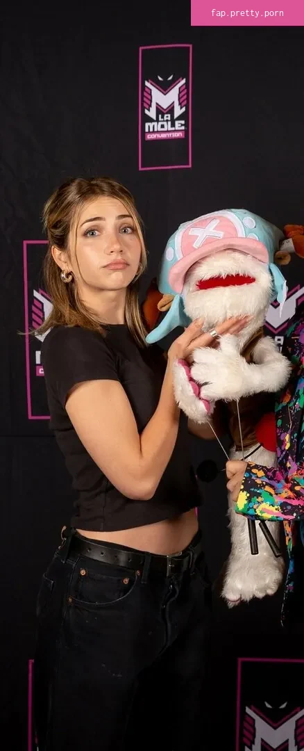 Emily Rudd - Photo #88