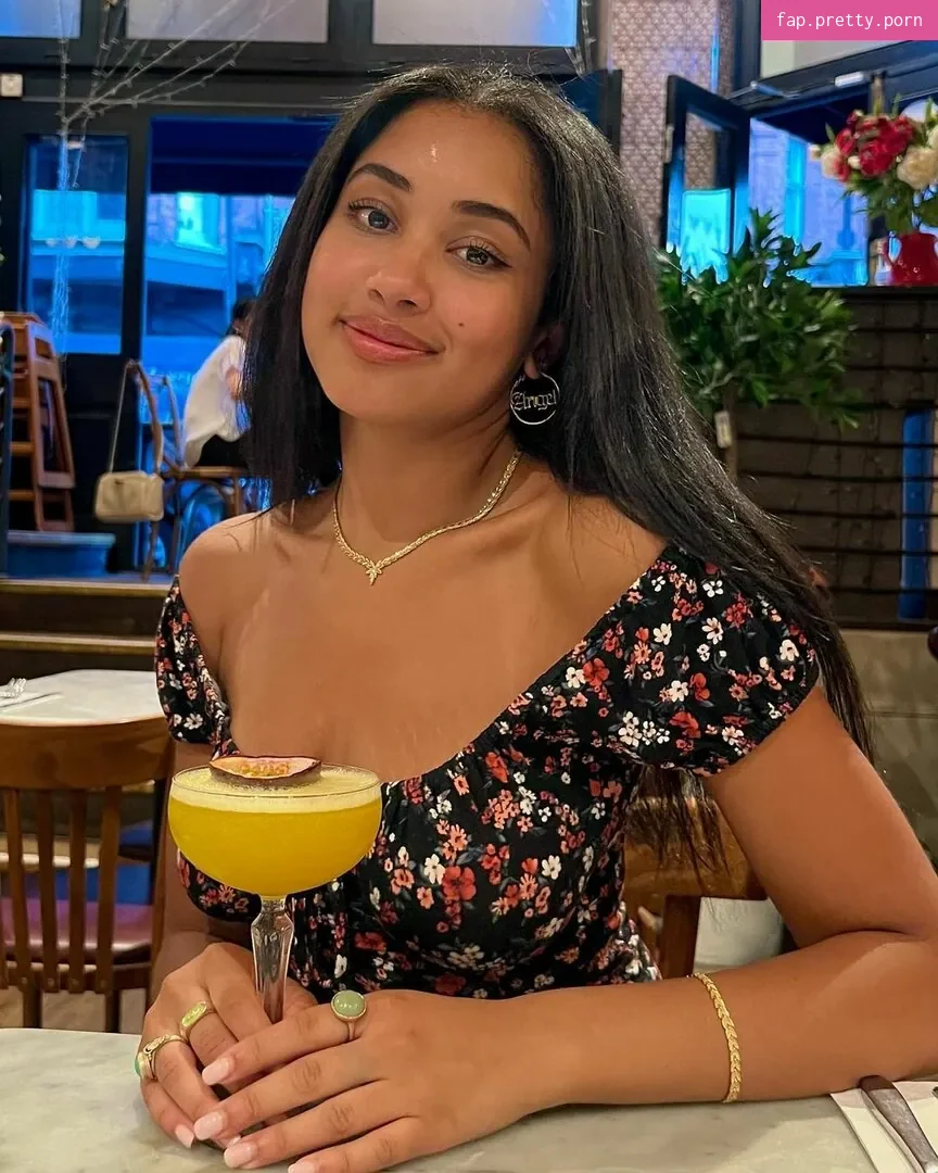 Emma Regala - Photo #09