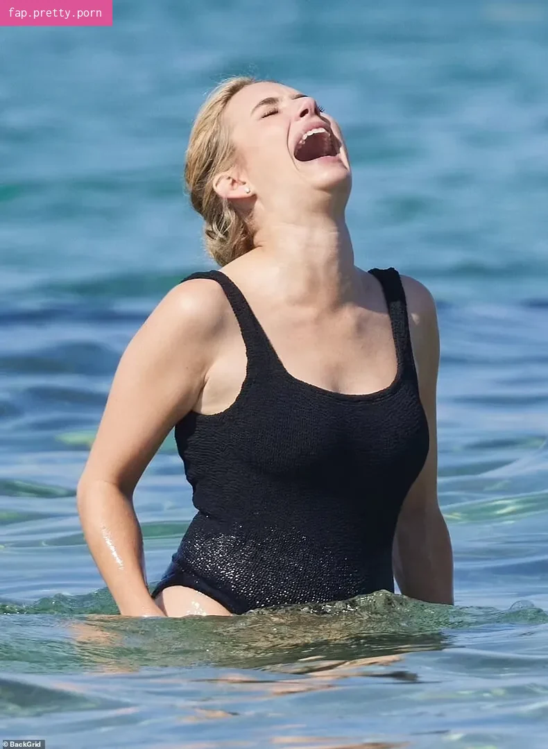 Emma Roberts - Photo #51