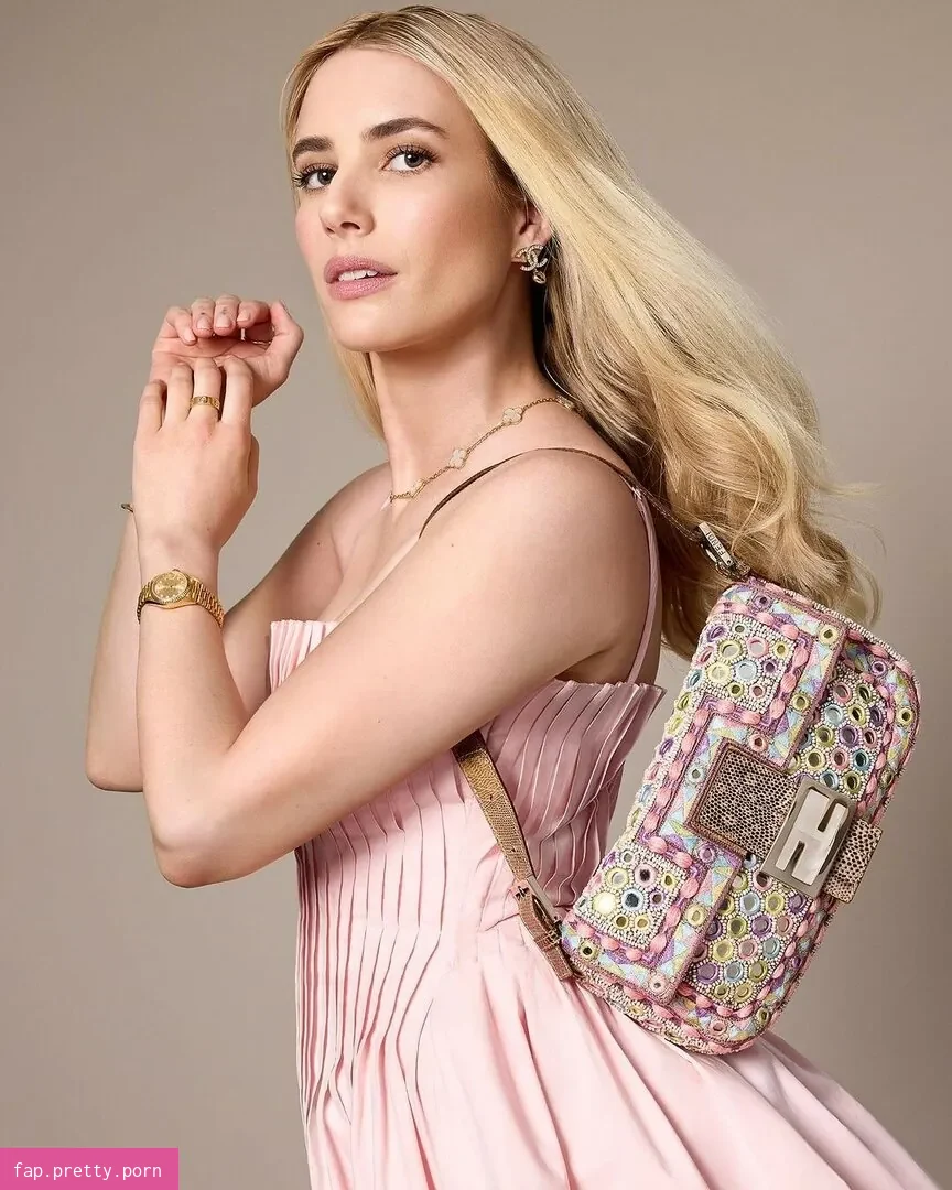 Emma Roberts - Photo #08