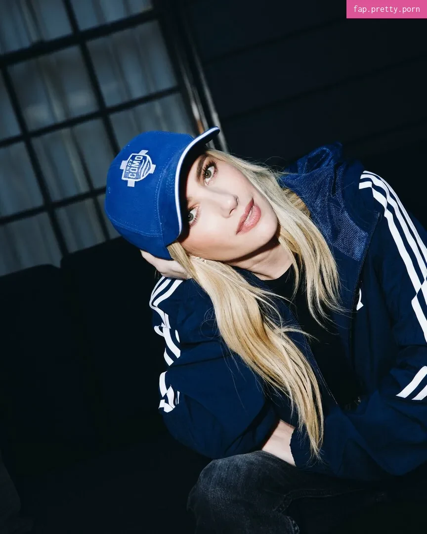 Emma Roberts - Photo #60