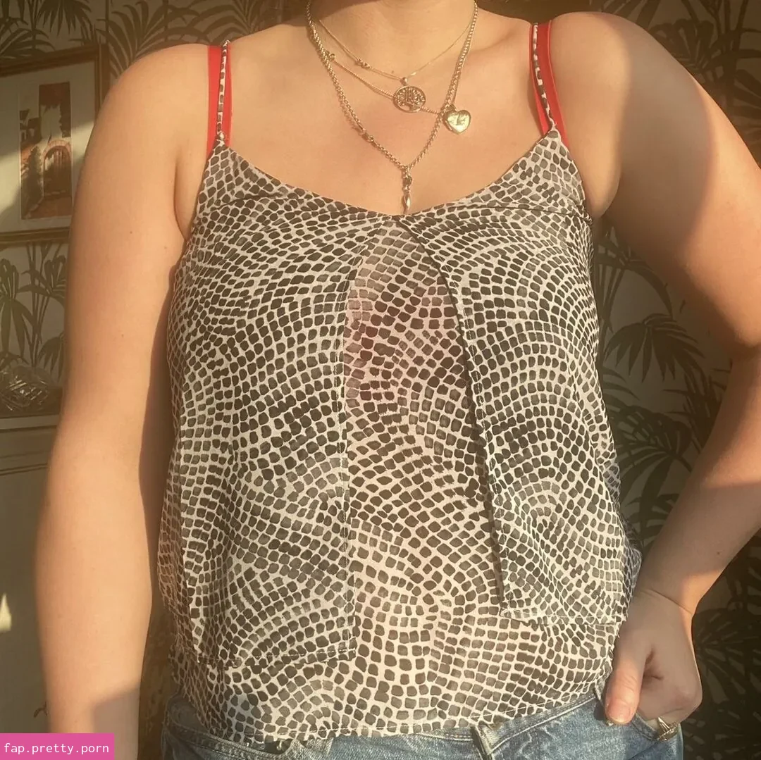 Elena Sophia Nicolosi - Photo #30