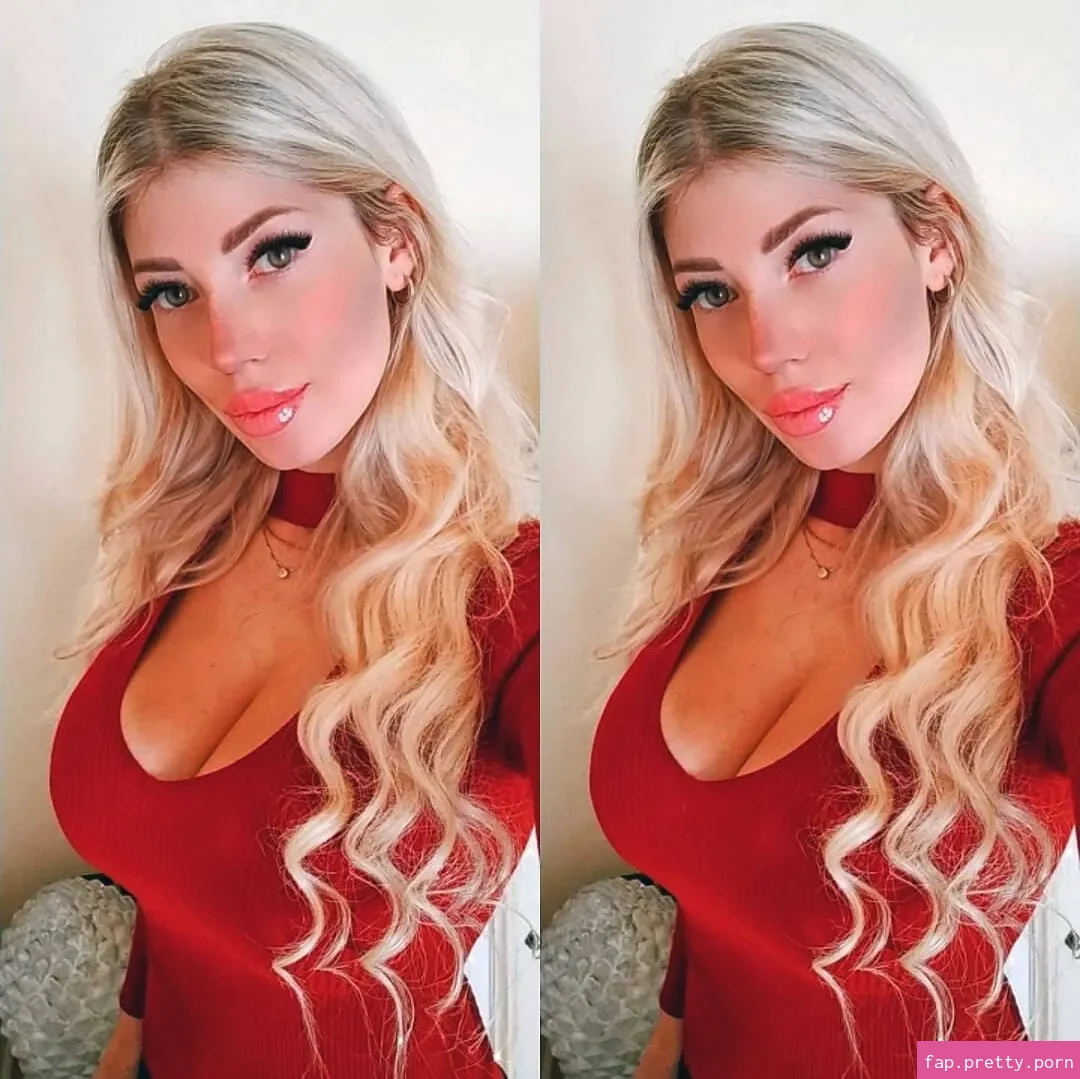Elena Sottana - Photo #02