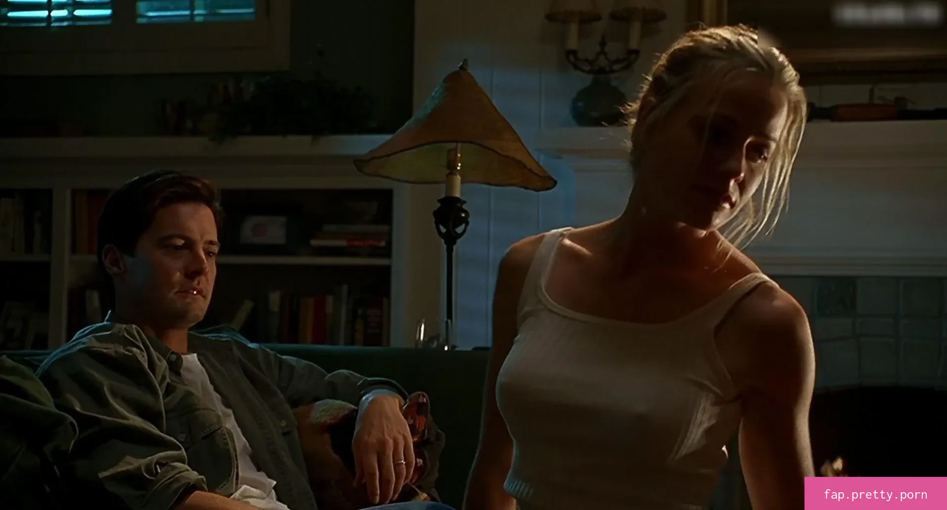 Elisabeth Shue - Photo #37