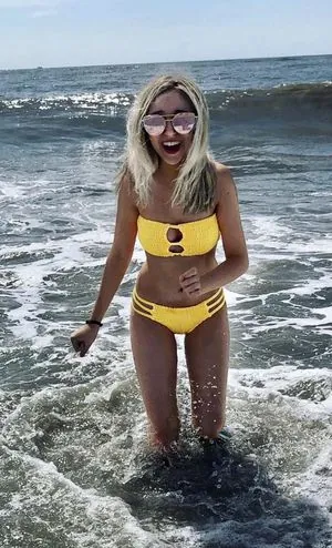 Ellie Schnitt