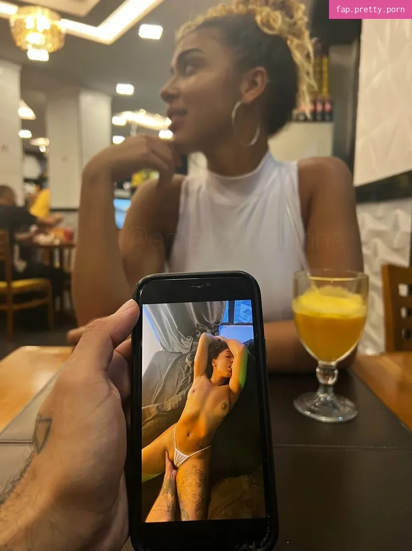 Emelly Souza - Photo #21